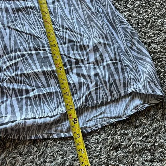 Kavu White Grey Striped Small Flowy Mini Skirt, Festival Boho Skirt - Picture 5 of 5